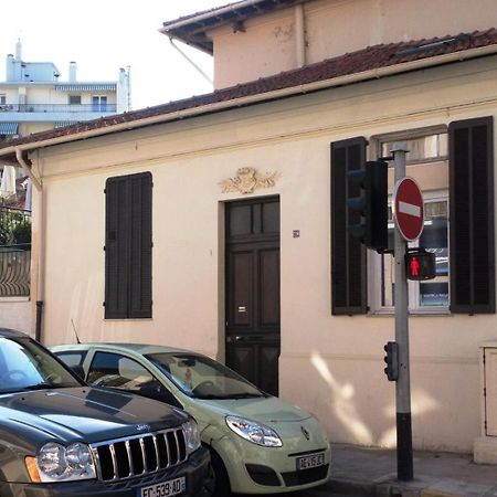 Crew Lighthouse Hostel Antibes Kültér fotó