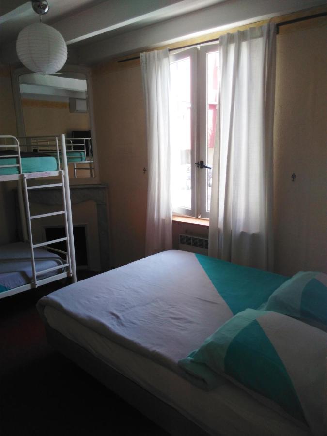 Crew Lighthouse Hostel Antibes Kültér fotó