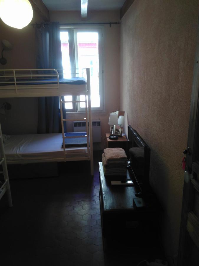 Crew Lighthouse Hostel Antibes Kültér fotó