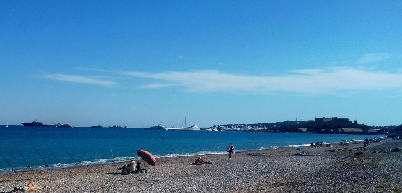 Crew Lighthouse Hostel Antibes Kültér fotó