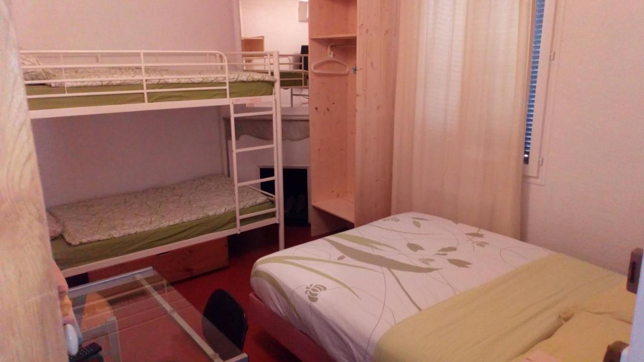 Crew Lighthouse Hostel Antibes Kültér fotó