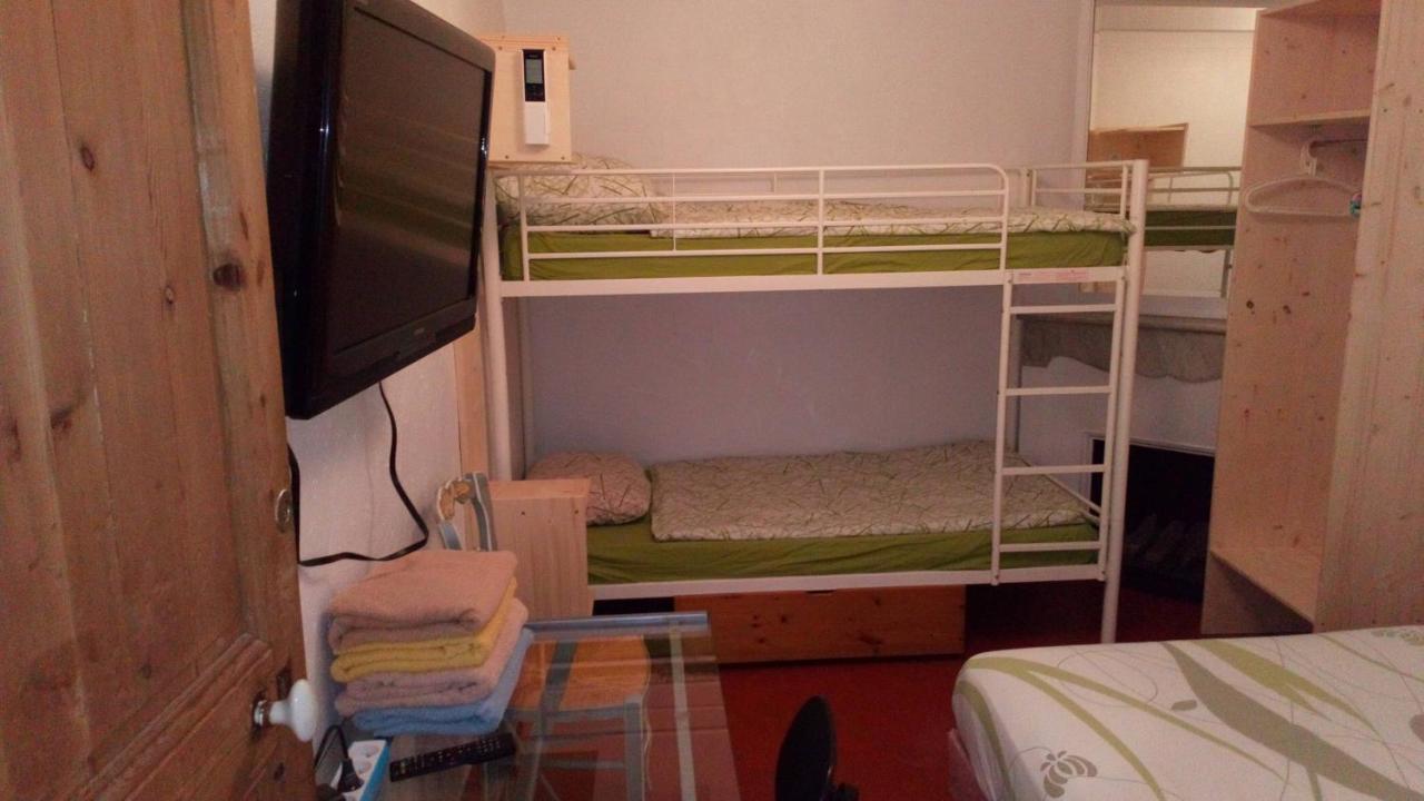 Crew Lighthouse Hostel Antibes Kültér fotó
